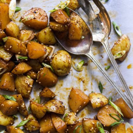 Gochujang-Glazed Potatoes